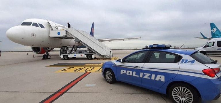 Espulso somalo che aveva commesso rapina aggravata con arma