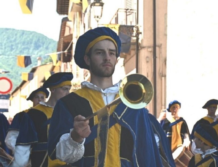 In memoria di Manuel Chiaretti megaraduno motoristico a Leonessa