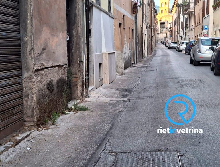 SEI TU IL REPORTER di Rietinvetrina – Fabrizio: “Il Comune di Rieti dimentica tante strade martoriate del Centro Storico”