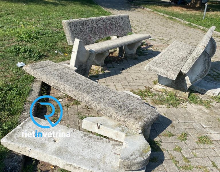 SEI TU IL REPORTER di Rietinvetrina – Franca: “Le panchine di Campoloniano sempre peggio. Disintegrate quelle già rotte”
