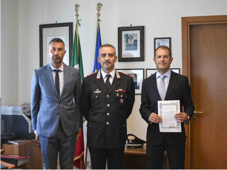 L’Arma Carabinieri saluta l’appuntato scelto Giuseppe Santilli che lascia per limiti di età