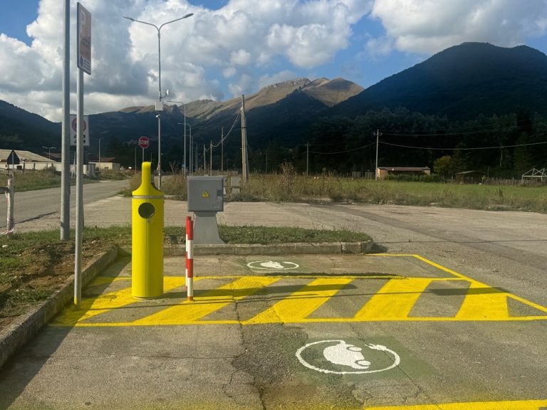 A Cittareale installata la colonnina di ricarica elettrica