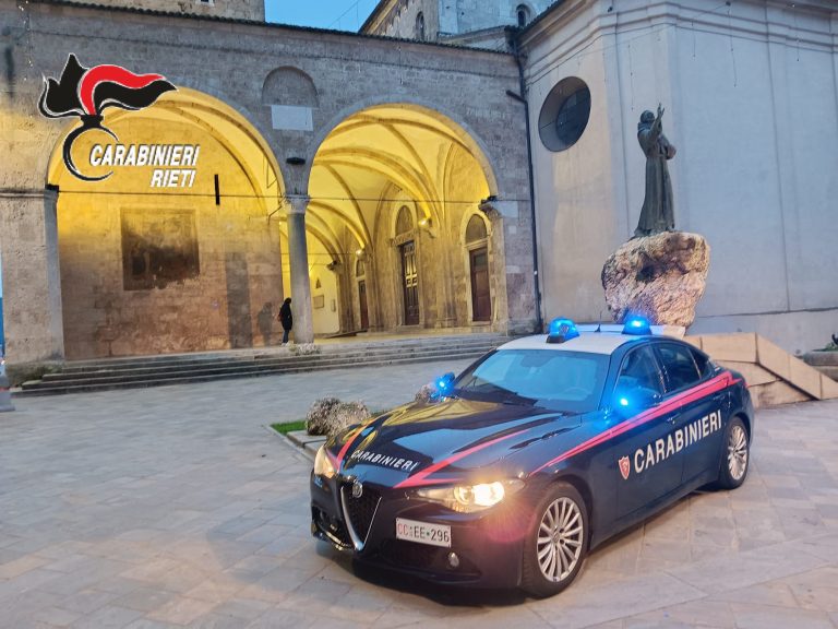 Fermato 18enne di Napoli per aver truffato un reatino per 10mila euro