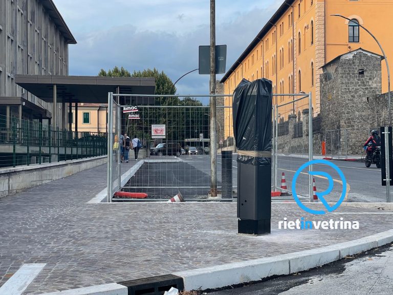 Installati i nuovi parchimetri in piazzale Mercatanti – via Verani