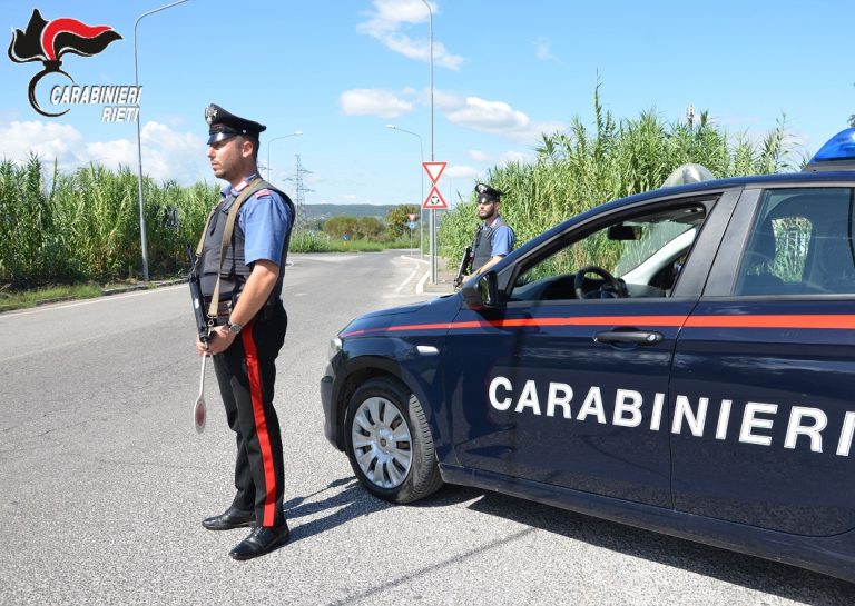 Deferiti un tedesco e un rumeno per furto alla Scuola e alla Delegazione Comunale di Passo Corese