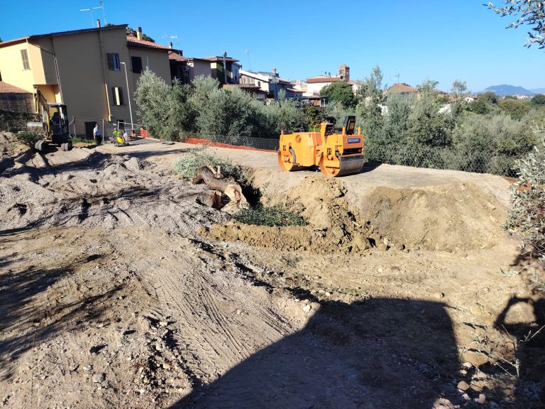 Canneto, al via i lavori per il nuovo parcheggio e parco giochi nell’ambito del progetto di riqualificazione dell’area