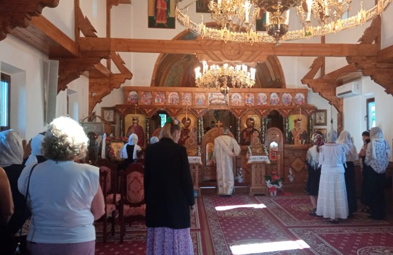 Il vescovo Vito Piccinonna visita la comunità ortodosso Rumena di Rieti