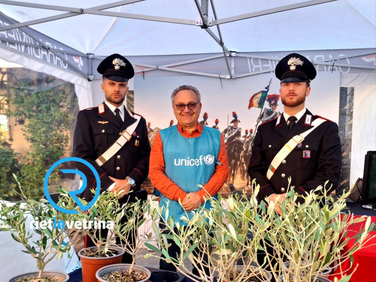 UNICEF Rieti e Arma Carabinieri insieme l’1 e 2 ottobre in piazza del Comune per i bambini e gli anziani – LE FOTO