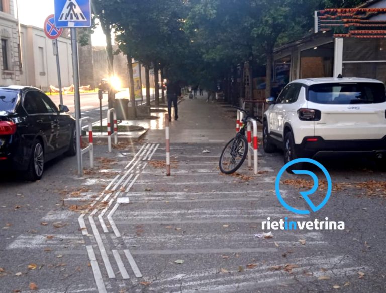 SEI TU IL REPORTER – “Davanti alla Stazione FS una bicicletta da giorni limita il passaggio delle persone cieche o inferme”
