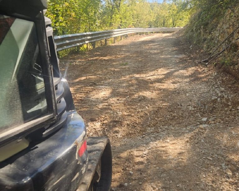 Sistemazione della strada bianca comunale tra Moggio Alto e Prati di Stroncone