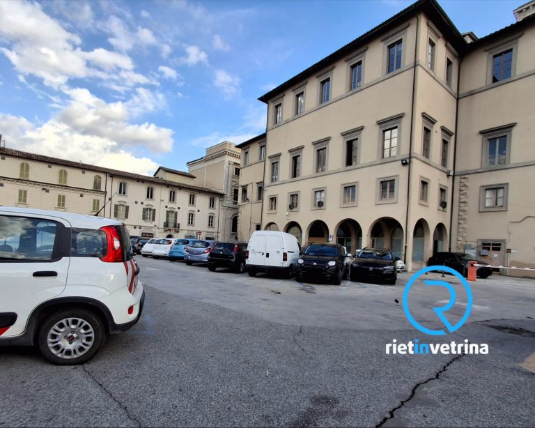 Il 6 ottobre divieto di sosta a largo Alfani, dietro il Palazzo Comunale di Rieti