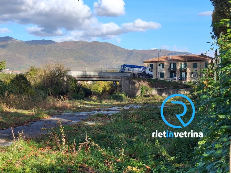 Area parcheggio Porta d’Arce, Giunta approva variazione di Bilancio per finanziare lavori necessari alla sistemazione