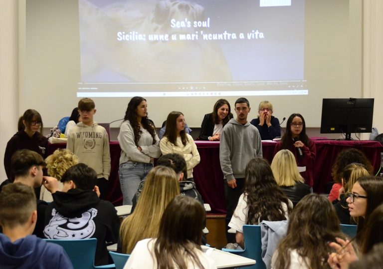 “Custodi del Mediterraneo”, gli studenti del Rosatelli diventano registi della natura