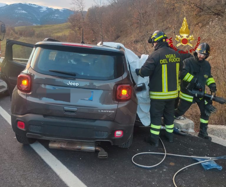Uomo di 56 muore in un incidente stradale sulla S.S.4 Cittareale. Salvati i suoi due cani