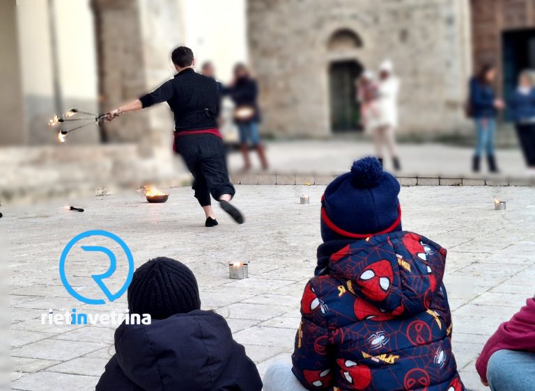 Per la Giornata dell’Infanzia Cittaducale si è colorato di bambini, aquiloni e divertimento – LE FOTO