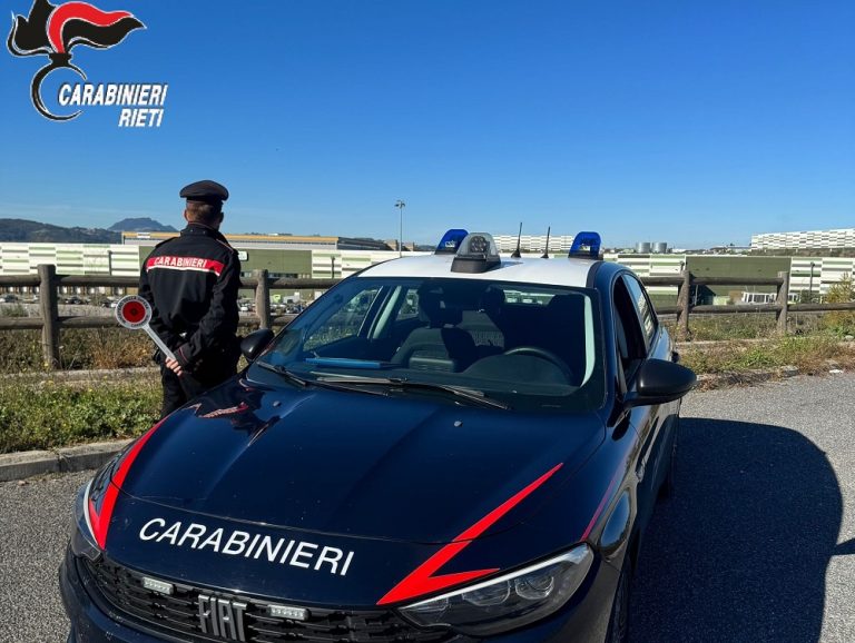 Ventenne italiano provoca incidente stradale e scappa: individuato e denunciato