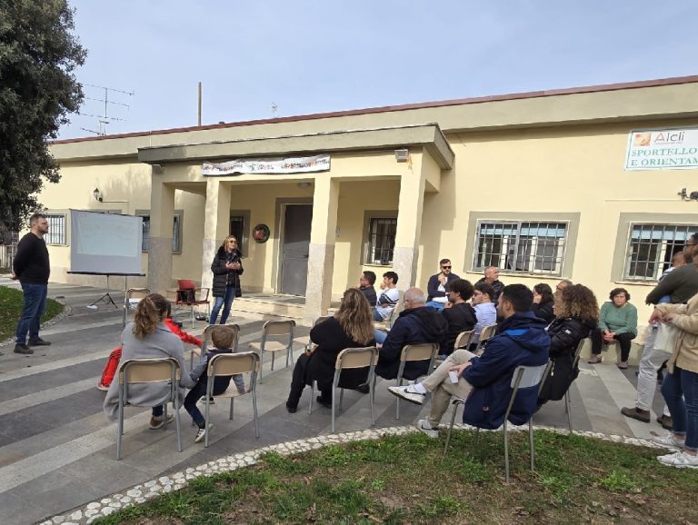 Inaugurato a Talocci il nuovo defibrillatore acquistato dalla Pro Talocci