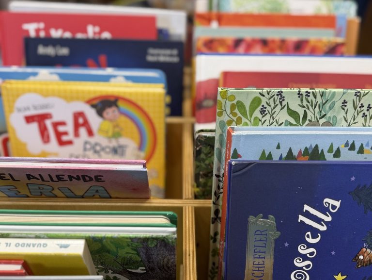 La Biblioteca Comunale Abate Alano ottiene finanziamento di oltre 12mila per l’acquisto di nuovi libri. Cuneo: “Importante risultato per la comunità”