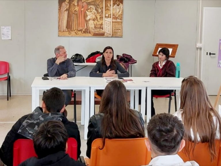 L’Archimede e il Graal dei sommergibilisti: l’autrice Cristina Cautillo incontra gli alunni di Greccio