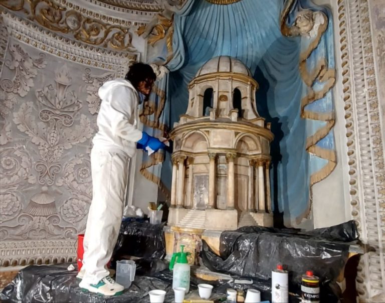 In fase avanzata e prossimo al completamento il restauro del Tabernacolo del Vignola di Fara in Sabina
