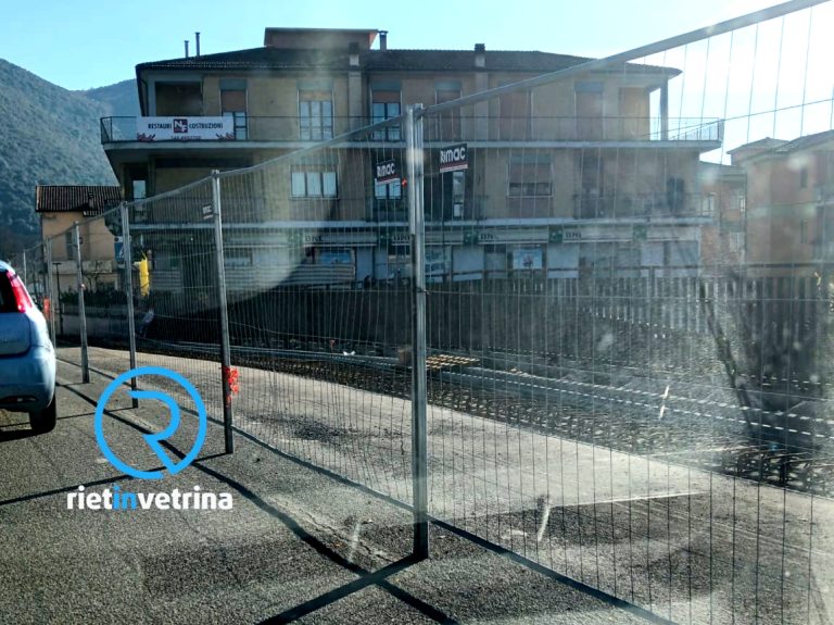 SEI TU IL REPORTER di Rietinvetrina – Daniele: “Cantiere in viale Matteucci fermo, corsia ristretta e ingorghi di 20 minuti ogni mattina. Rieti è unica”