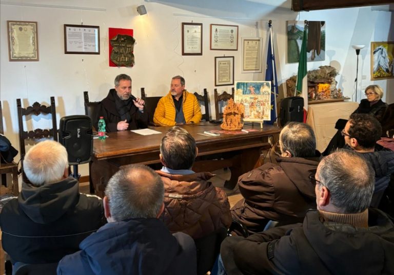 Greccio, padre Simone Castaldi ha presentato il suo testo: “Sotto lo stesso cielo”