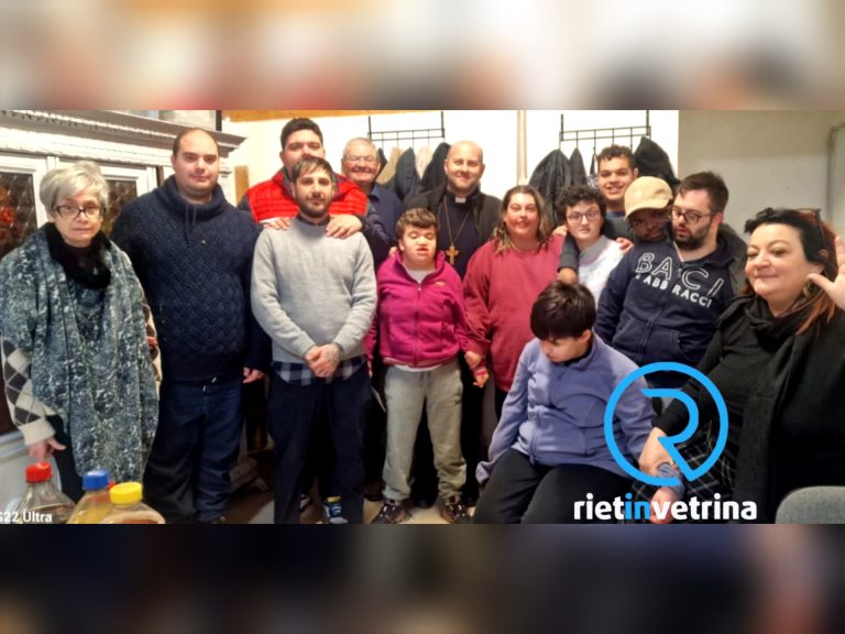 Il vescovo Piccinonna visita la famiglia Sant’Erasmo Projects de Il Guazzabuglio OdV