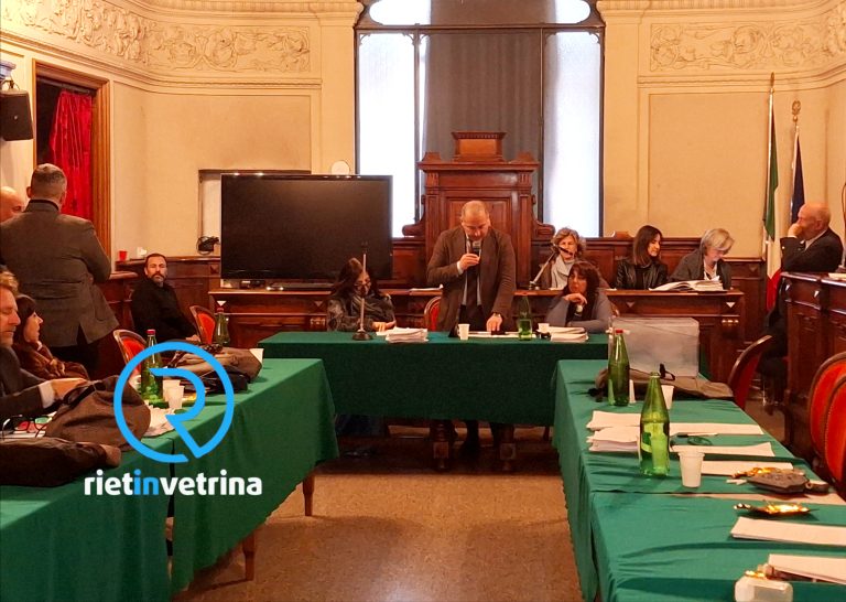 Consiglio Comunale Rieti: approvati 24 punti all’OdG. In corso discussione sul Piano della Sosta