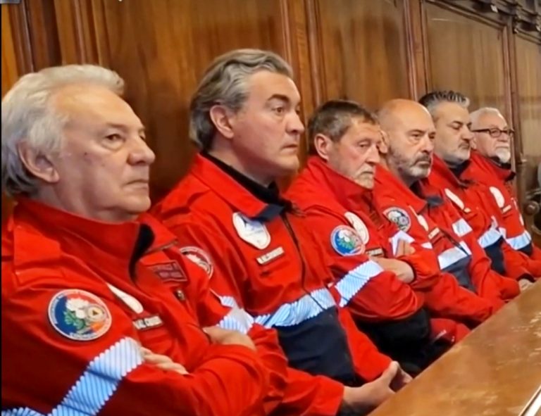 Volontari per volontari. Gruppo dí Protezione Civile dell’Associazione Nazionale Carabinieri per la Mensa Santa Chiara