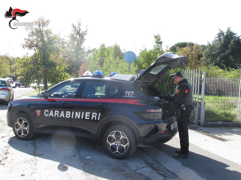 Carabinieri fermano un’auto all’ex Bosi: all’interno uno spacciatore ed un assuntore di droga