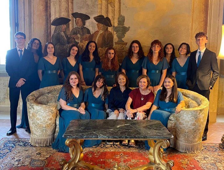 Veni Domine, a San Giorgio i canti di Natale del coro giovanile Artipelago