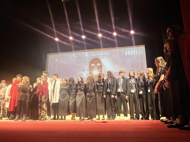 ἄταφοι (Atafoi). Insepolti. In scena lo spettacolo del Laboratorio di Teatro Classico del Liceo Varrone IIS Jucci γνῶθι σεαυτόν (conosci te stesso)