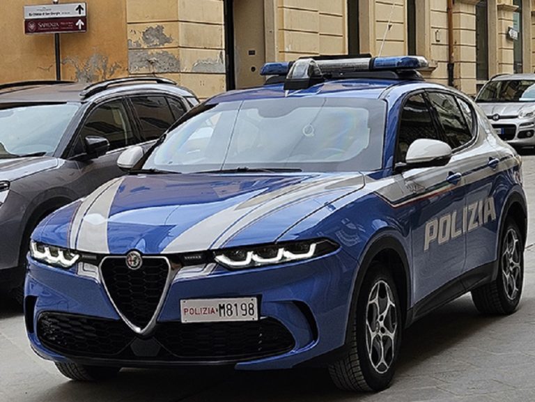 Rieti, prende prodotti dal supermercato e si rifiuta di pagarli: arrestato marocchino irregolare sul territorio