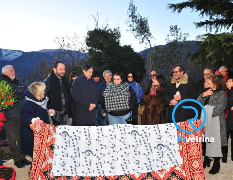 Inaugurata a Poggio Fidoni la “Panchina della Musica” – LE FOTO