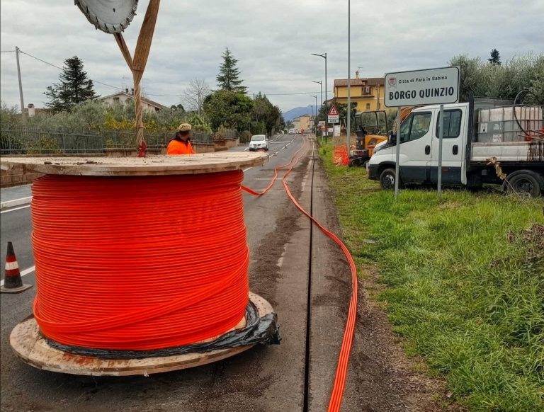 Iniziati a Borgo Quinzio i lavori per la fibra e la digitalizzazione del territorio