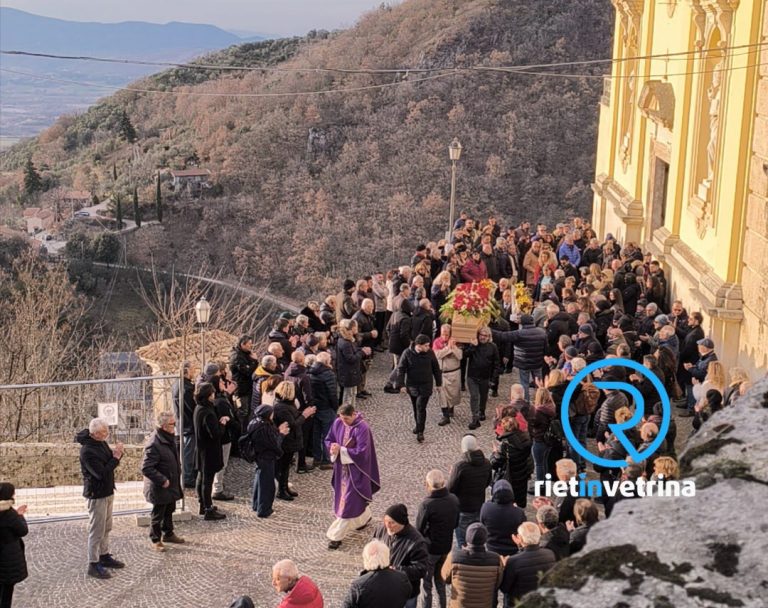 In tanti ai funerali di Tonino Lancia. Le esequie si sono tenute a Cantalice