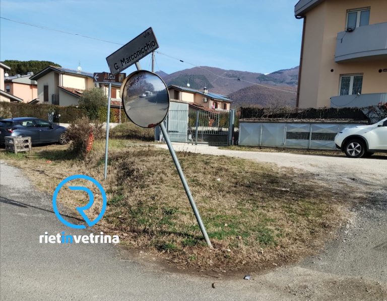 SEI TU IL REPORTER – “Per sicurezza potete ripristinare lo specchio in via Marconicchio”