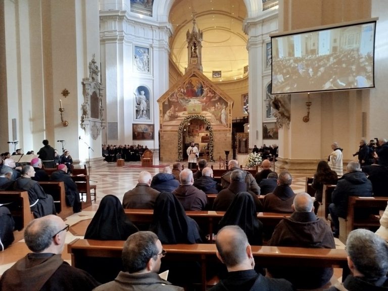 Ad Assisi le celebrazioni per l’VIII centenario del Transito di san Francesco. Fase conclusiva dopo gli eventi di Fonte Colombo e Greccio