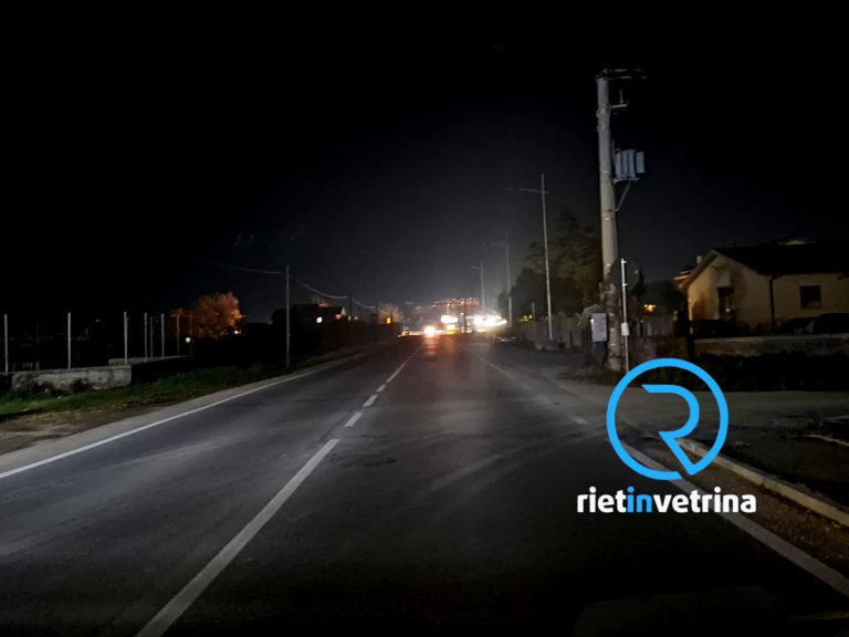 SEI TU IL REPORTER – “Via Di Carlo a Rieti è completamente al buio”