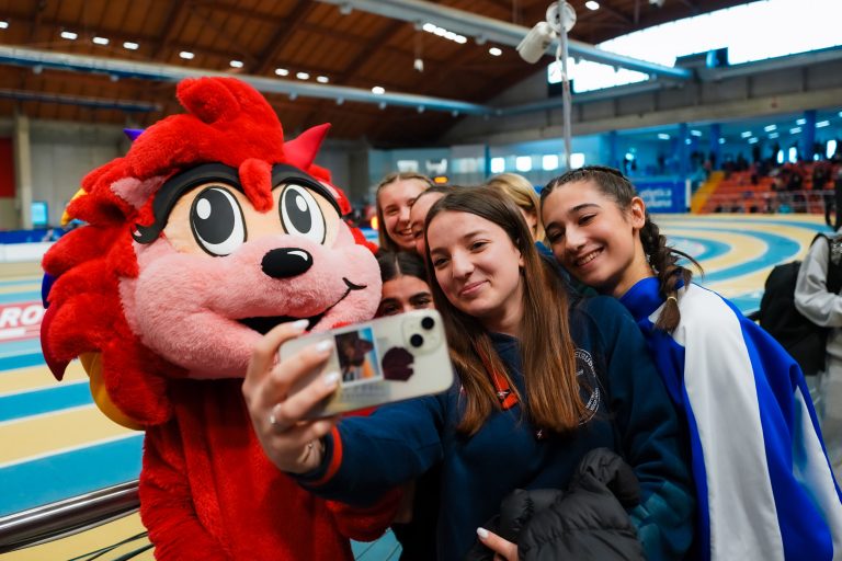 Spille, maglie, post-it: è Rieti26 ad Ancona