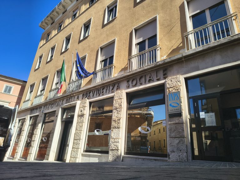 INPS, campagna informativa sull’Assegno unico associato all’ISEE corrente