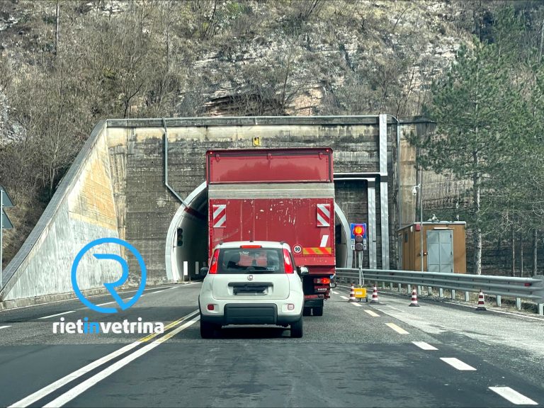 Salaria per Ascoli, due anni di semaforo. Dopo averlo tolto martedi è stato nuovamente reinstallato