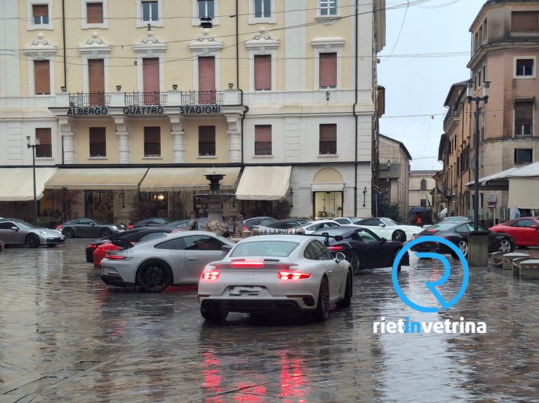 Porsche Carrera 911 per le vie di Rieti con l’evento “Carrera e Cinema”
