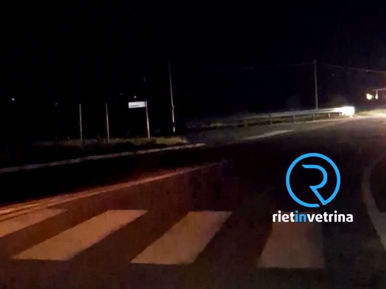 SEI TU IL REPORTER – “Anche via Di Carlo è al buio. Svincoli pericolosi”