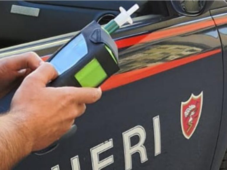 Controlli stradali dei Carabinieri, tre denunciati tra cui un 18enne