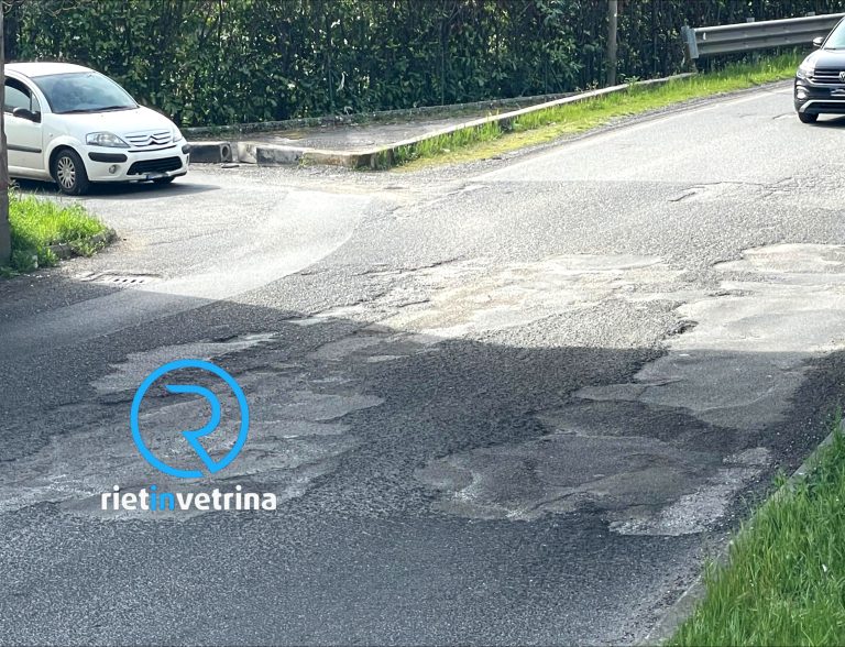 SEI TU IL REPORTER di Rietinvetrina – Roberta: “Nel sottopasso di via Togliatti le toppe non bastano più!”