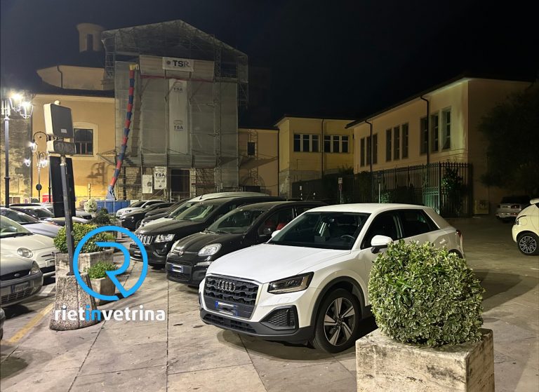 SEI TU IL REPORTER – Andrea: “Posteggi selvaggi in piazza San Francesco a Rieti”