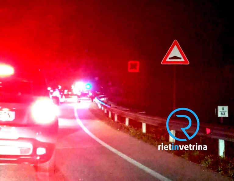 Scontro auto – scooter sulla Salaria per Roma. Coinvolta anche una seconda auto