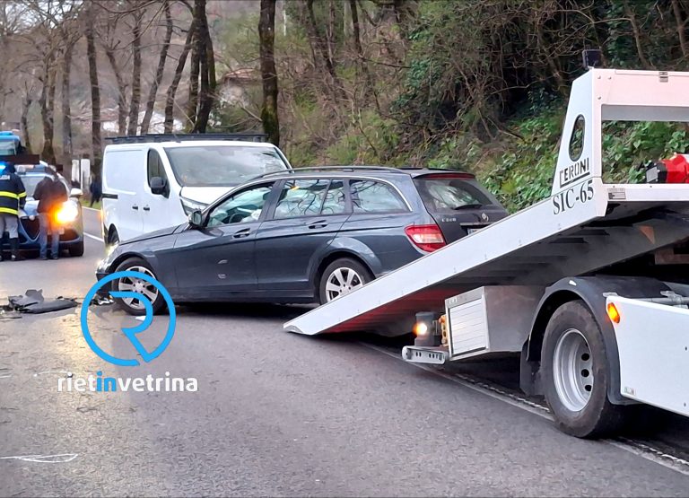 Frontale auto – furgone sulla Salaria per Roma