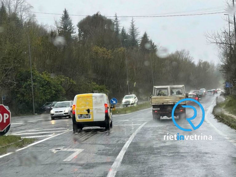 Maltempo, neve anche sulla Salaria zona Ornaro